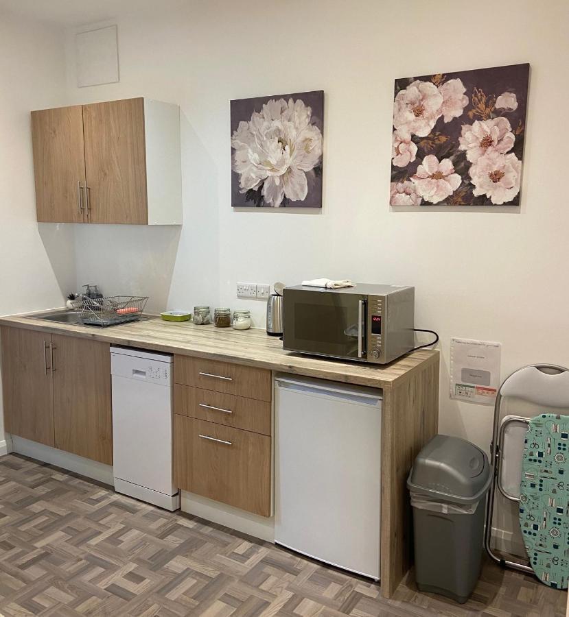 Private 1St Floor Apartment - Perfect For Port Of Dover, Eurotunnel And Short Stays Exterior foto